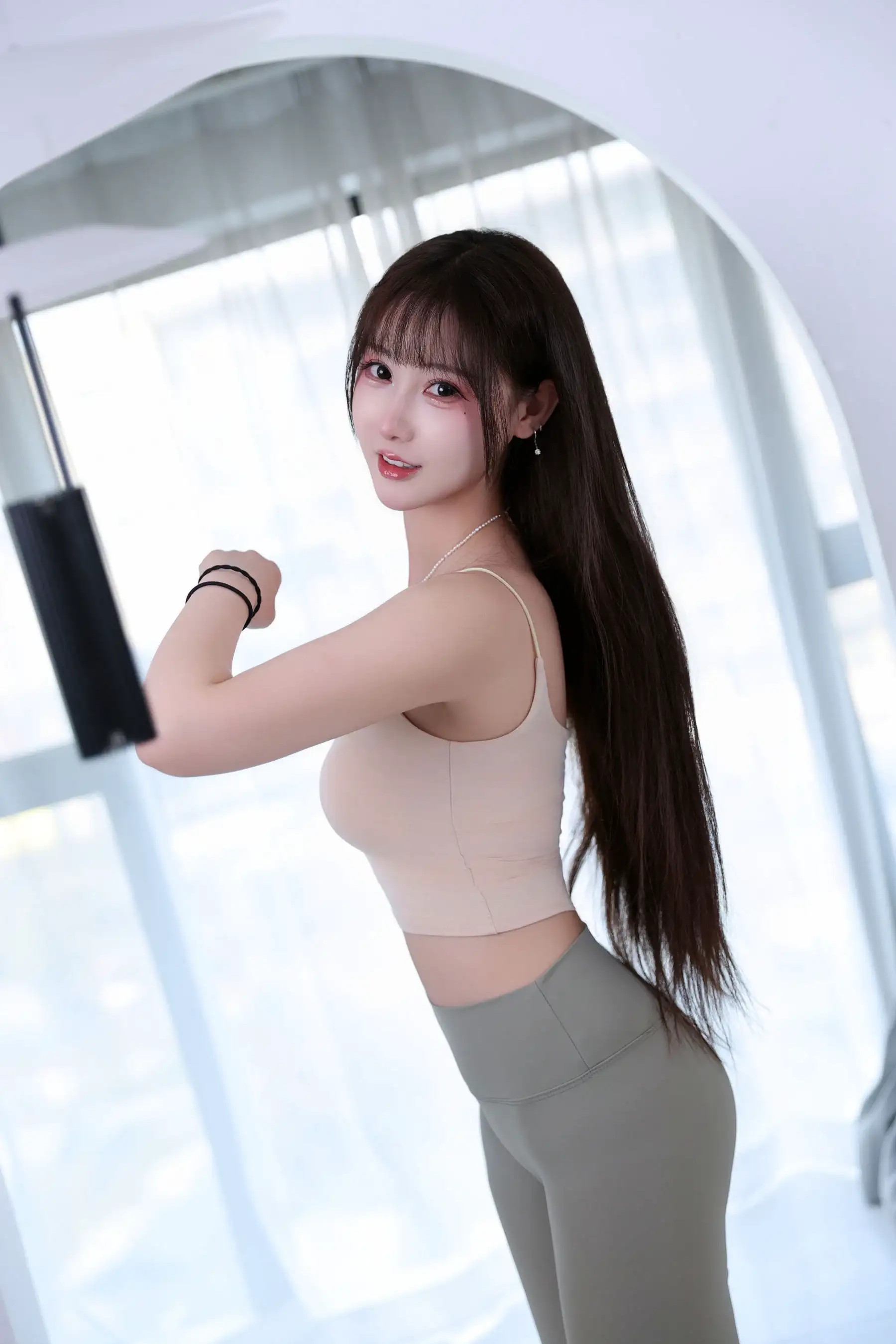 羽生三未（COSER、网红）